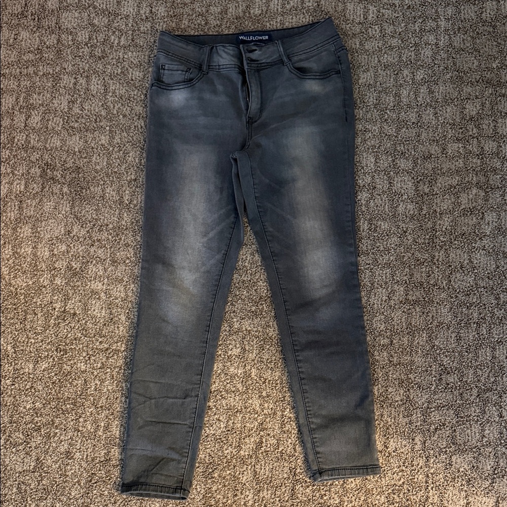 Wallflower Women's Black-Gray Skinny Jeans - Washed Charcoal
